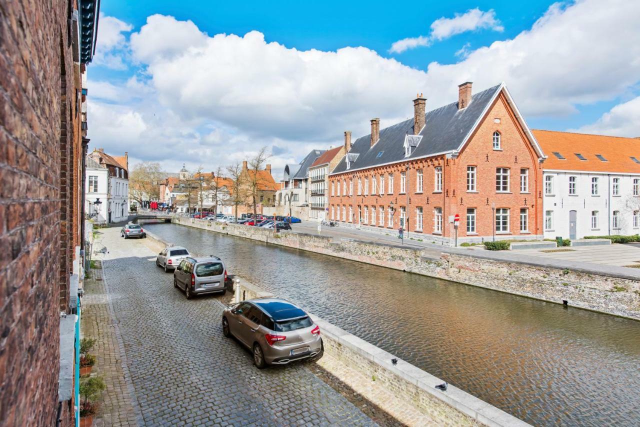 Charming Place Along The Canals In Брюгге Екстер'єр фото